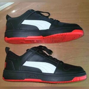 NIB PUMA Rebound layup sneakers boys size 6C black/red